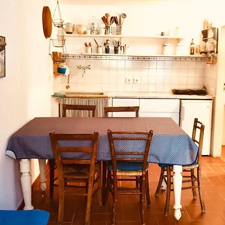 Casa Lupo 3, Two-story House In The Historic Center *